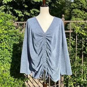 NWOT Acting Pro Adjustable Cinched/Ruched Tie Front V-neck Pinstripe Top